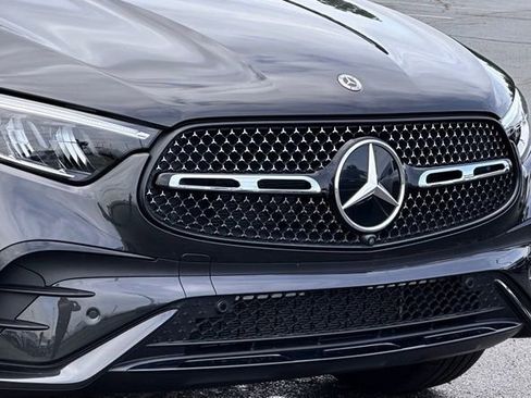 Used 2026 Mercedes-Benz GLC 300 4MATIC image 2