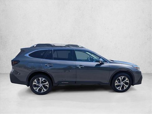 Used 2020 Subaru Outback Touring XT AWD/4WD image 4