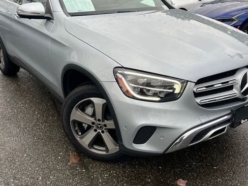 Used 2022 Mercedes-Benz GLC 300 4MATIC image 2