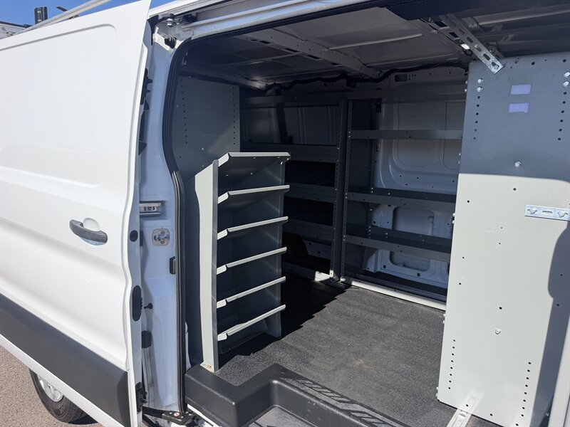 Used 2024 Ford Transit 250 Low Roof w/ Fleet Fuel Economy Package RWD image 9