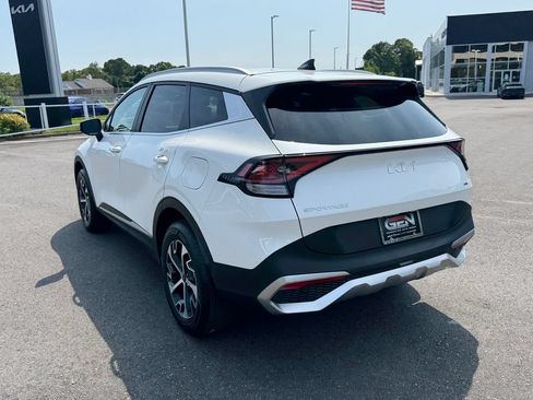 Used 2023 Kia Sportage EX AWD/4WD image 6