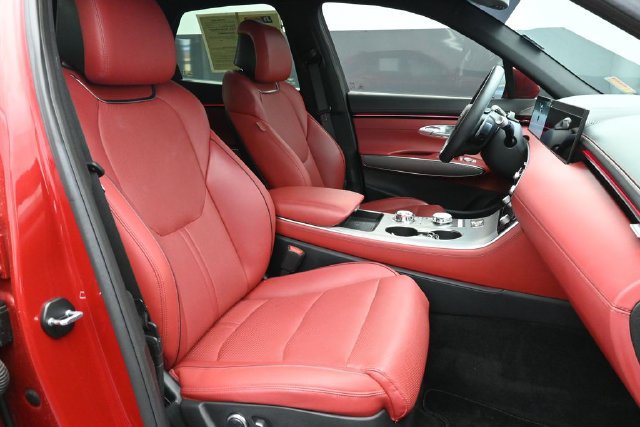 Used 2026 Genesis GV70 3.5T Sport Advanced AWD/4WD image 34