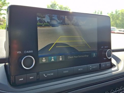 Used 2023 Honda Accord EX image 3
