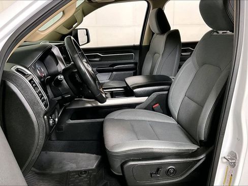 Used 2019 RAM 1500 Big Horn image 24