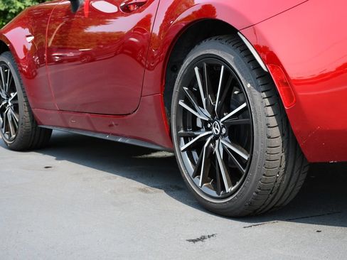 New 2026 MAZDA MX-5 Miata RF Grand Touring RWD image 10