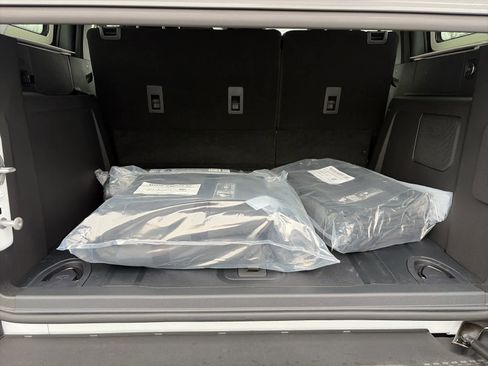 New 2025 Ford Bronco Badlands w/ Sasquatch Package image 28