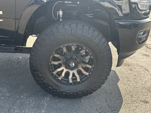 Used 2019 RAM 2500 Limited AWD/4WD image 14