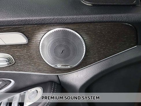 Used 2020 Mercedes-Benz C 300 4MATIC Sedan image 4