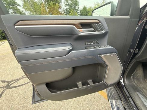 Certified 2024 Chevrolet Silverado 1500 High Country AWD/4WD image 22