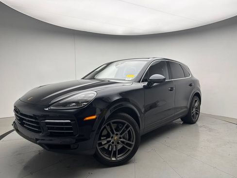 Certified 2021 Porsche Cayenne AWD/4WD image 1