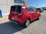 Used 2023 Kia Soul LX image 5