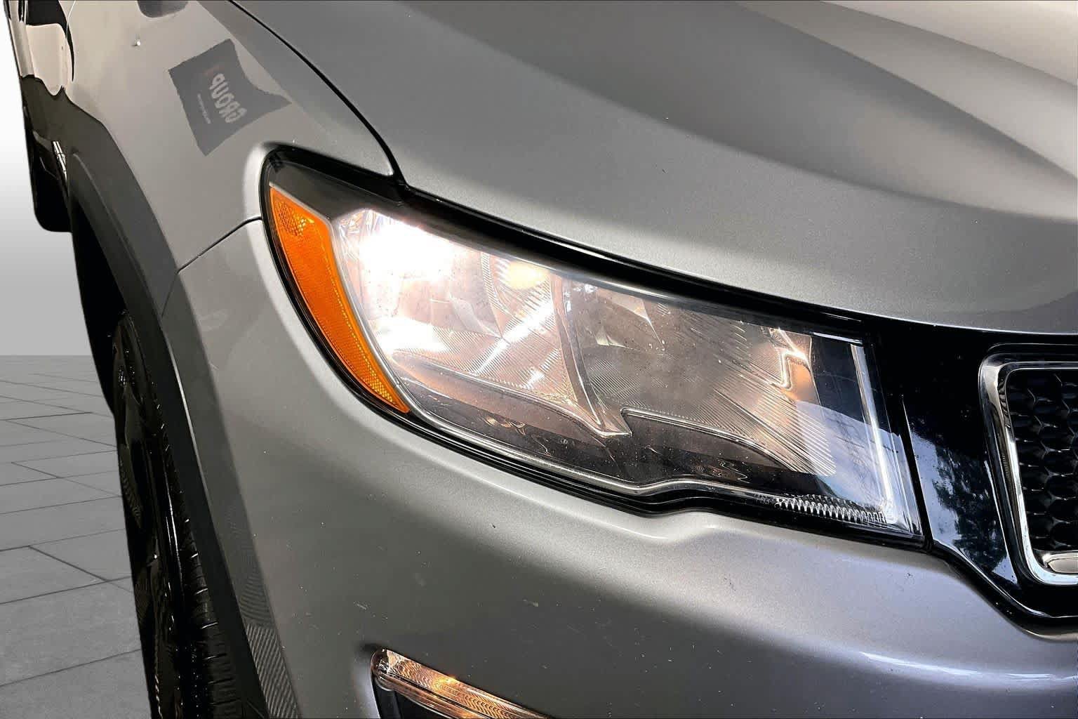 Used 2021 Jeep Compass Latitude FWD image 25