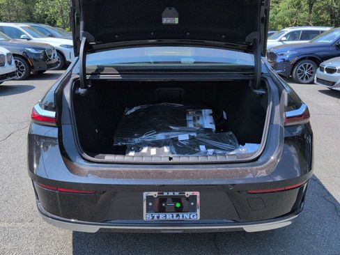 Used 2026 BMW i7 xDrive60 RWD image 36