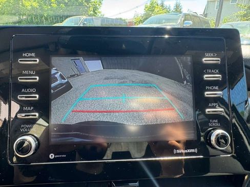 Used 2024 Toyota Camry LE AWD/4WD image 27