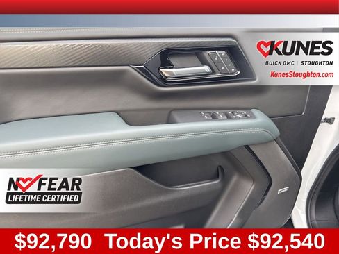 New 2026 GMC Yukon AT4 w/ AT4 Premium Plus Package image 20