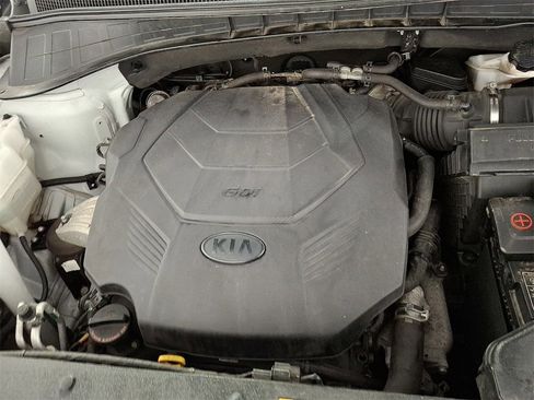 Used 2019 Kia Sorento LX image 31