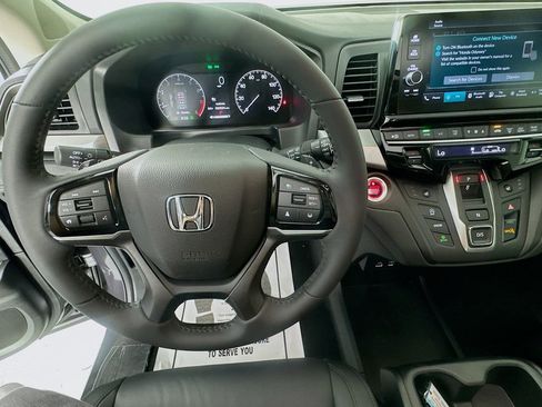 New 2026 Honda Odyssey EX-L image 17
