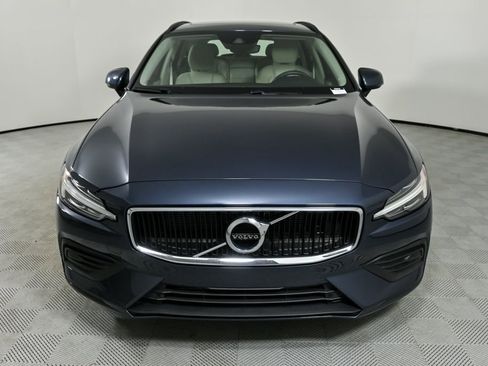 Used 2020 Volvo V60 T5 Momentum w/ Protection Package Premier image 33