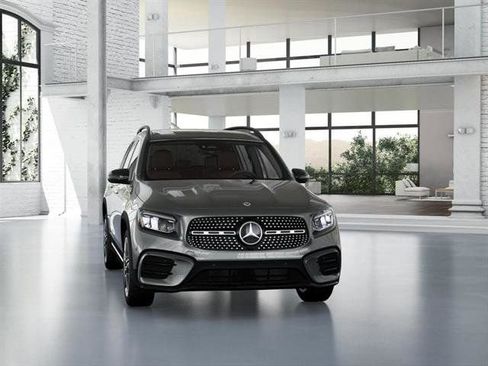 New 2026 Mercedes-Benz GLB 250 4MATIC image 8