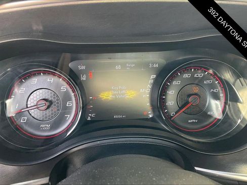 Used 2017 Dodge Charger R/T RWD image 19