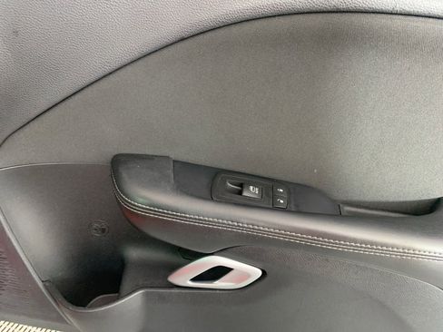 Used 2015 Dodge Challenger SXT w/ Driver Convenience Group image 29