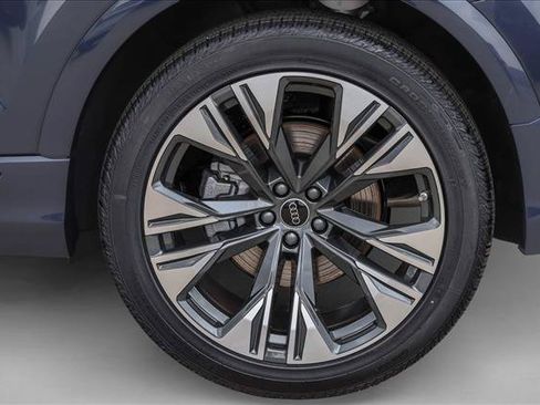 New 2026 Audi Q8 Premium Plus AWD/4WD image 9