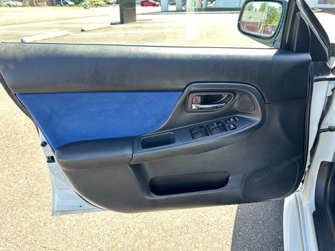 Used 2004 Subaru Impreza WRX STI AWD/4WD image 11