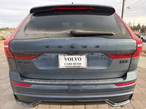 New 2026 Volvo XC60 B5 Ultra w/ Climate Package image 3