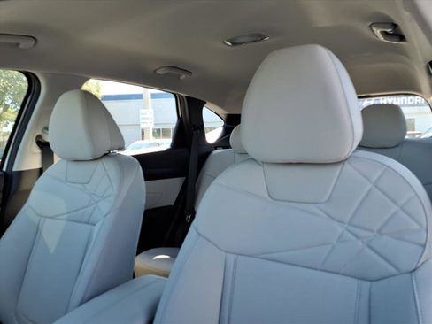 New 2026 Hyundai Tucson SE image 13