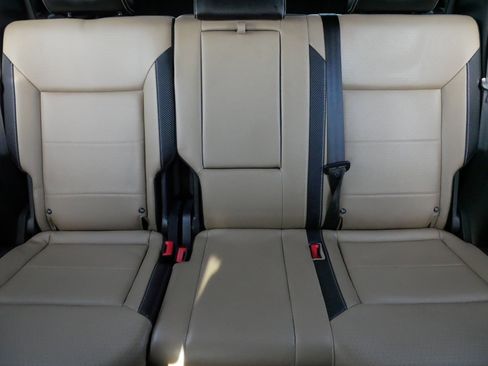 Certified 2022 Volkswagen Atlas Cross Sport SE w/ Panoramic Sunroof Package image 13