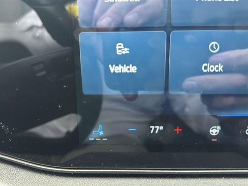 Used 2025 Ford Mustang Premium RWD image 33