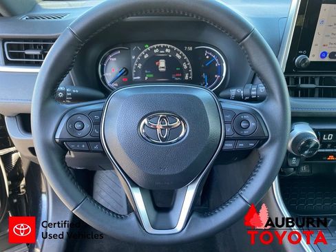 Certified 2025 Toyota RAV4 SE AWD/4WD image 33