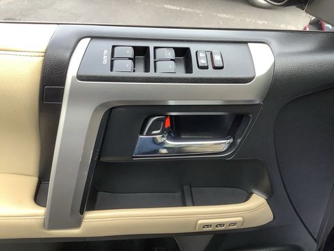 Used 2020 Toyota 4Runner Limited image 14