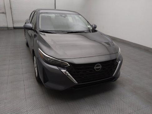 Used 2025 Nissan Sentra S FWD image 14