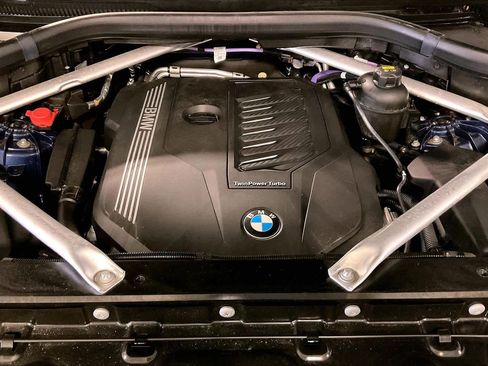 Used 2023 BMW X5 xDrive40i w/ M Sport Package image 30