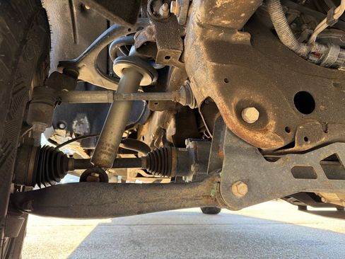 Used 2018 Chevrolet Silverado 1500 LT image 31