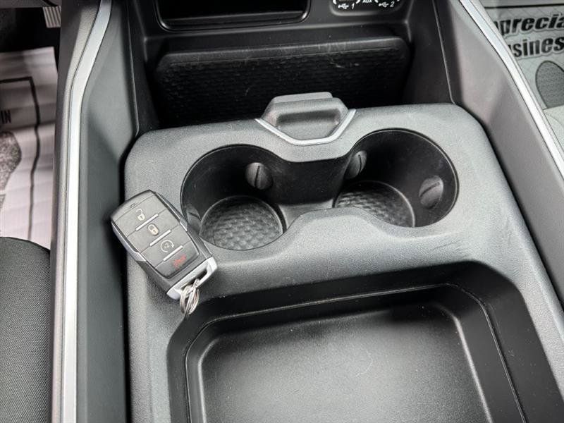Used 2021 RAM 1500 Big Horn AWD/4WD image 40