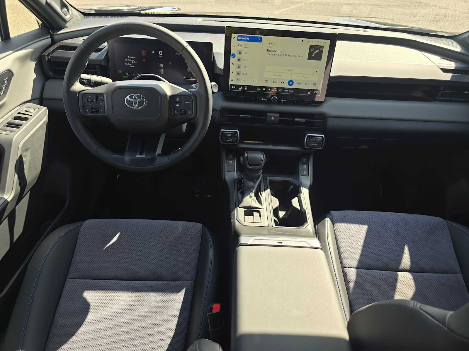 Used 2026 Toyota RAV4 XSE w/ Panoramic Sun Roof Package AWD/4WD image 18