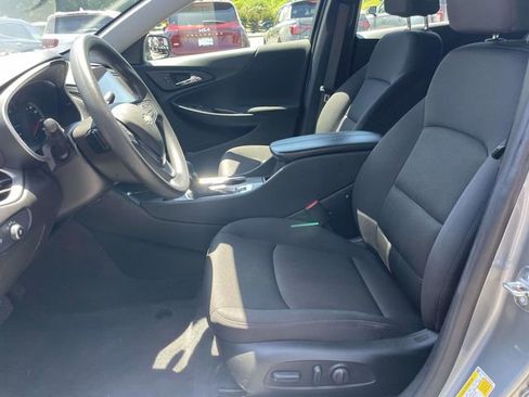 Used 2024 Chevrolet Malibu LT FWD image 15