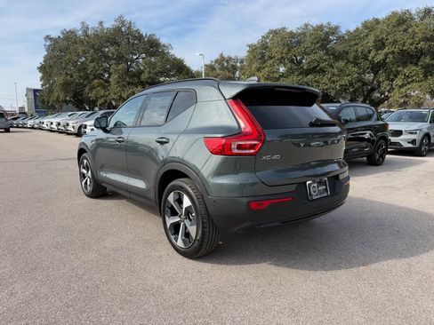 New 2026 Volvo XC40 B5 Plus w/ Protection Package Premier image 4