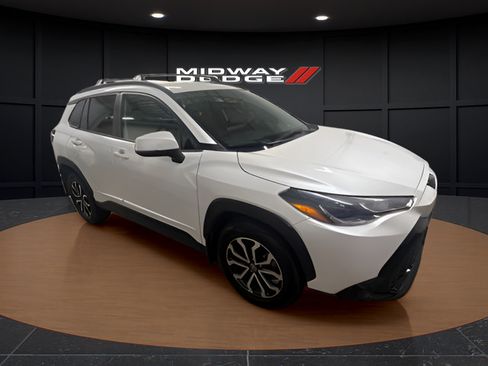 Used 2024 Toyota Corolla Cross AWD Hybrid image 1