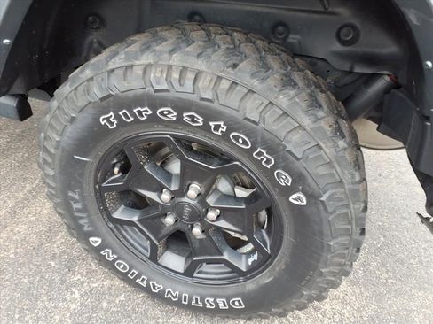 Certified 2023 Jeep Wrangler Unlimited w/ Cold Weather Group image 5