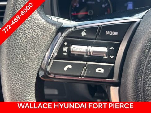 Used 2022 Kia Sportage LX FWD image 23