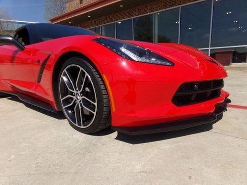 Used 2016 Chevrolet Corvette Stingray Coupe w/ 2LT Preferred Equipment Group image 3