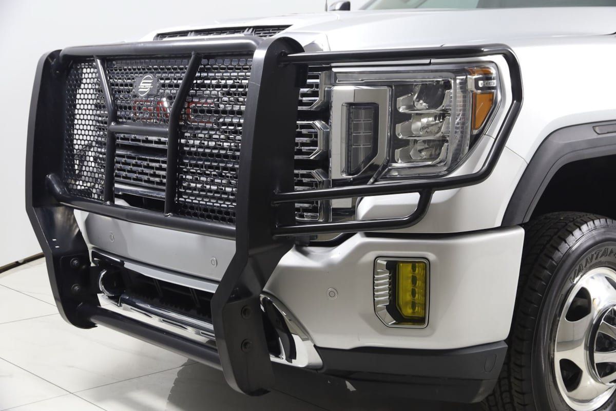 Used 2021 GMC Sierra 3500 Denali w/ Denali Ultimate Package AWD/4WD image 57