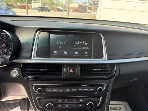Used 2020 Kia Optima S FWD image 21