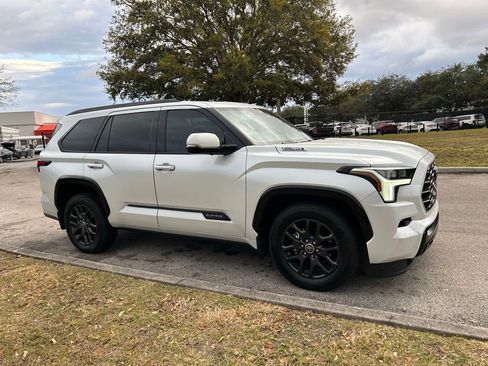 Used 2023 Toyota Sequoia Platinum image 7