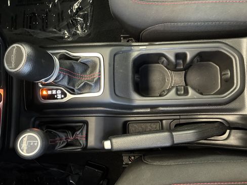 Used 2022 Jeep Gladiator Rubicon w/ Trailer Tow Package image 35