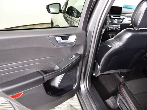 Used 2025 Ford Escape ST-Line image 44