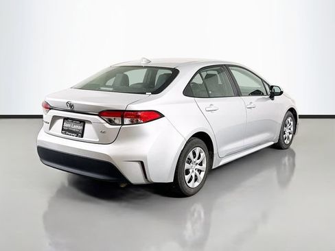 Used 2024 Toyota Corolla LE image 7
